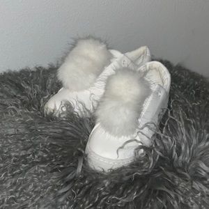 Sam Edelman White slip ons with Pompoms!